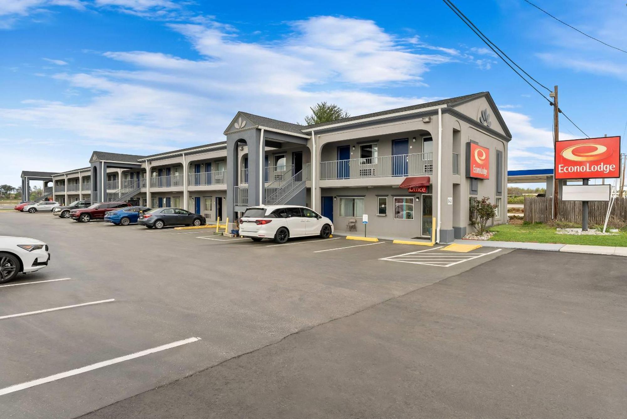 Econo Lodge Fredericksburg Near I-95 Exterior photo