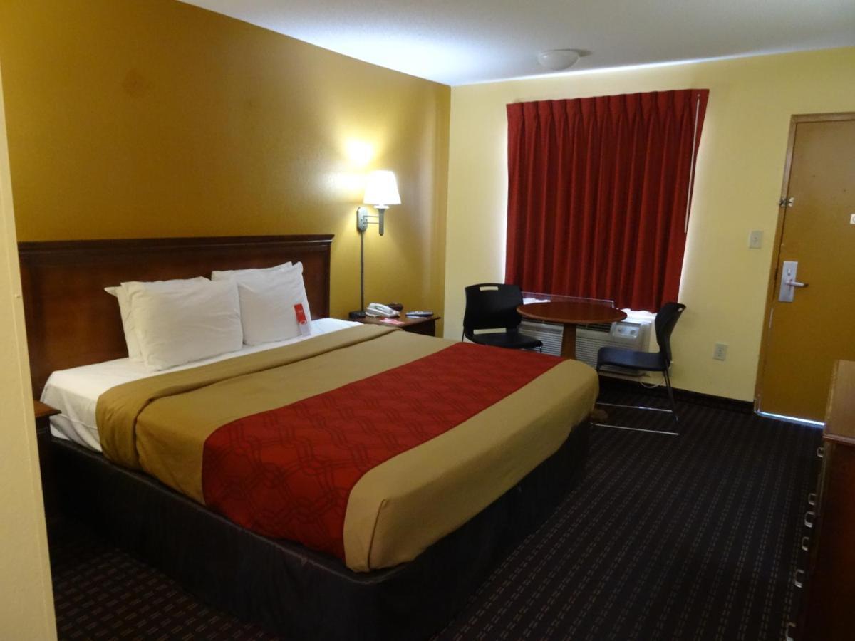 Econo Lodge Fredericksburg Near I-95 Exterior photo